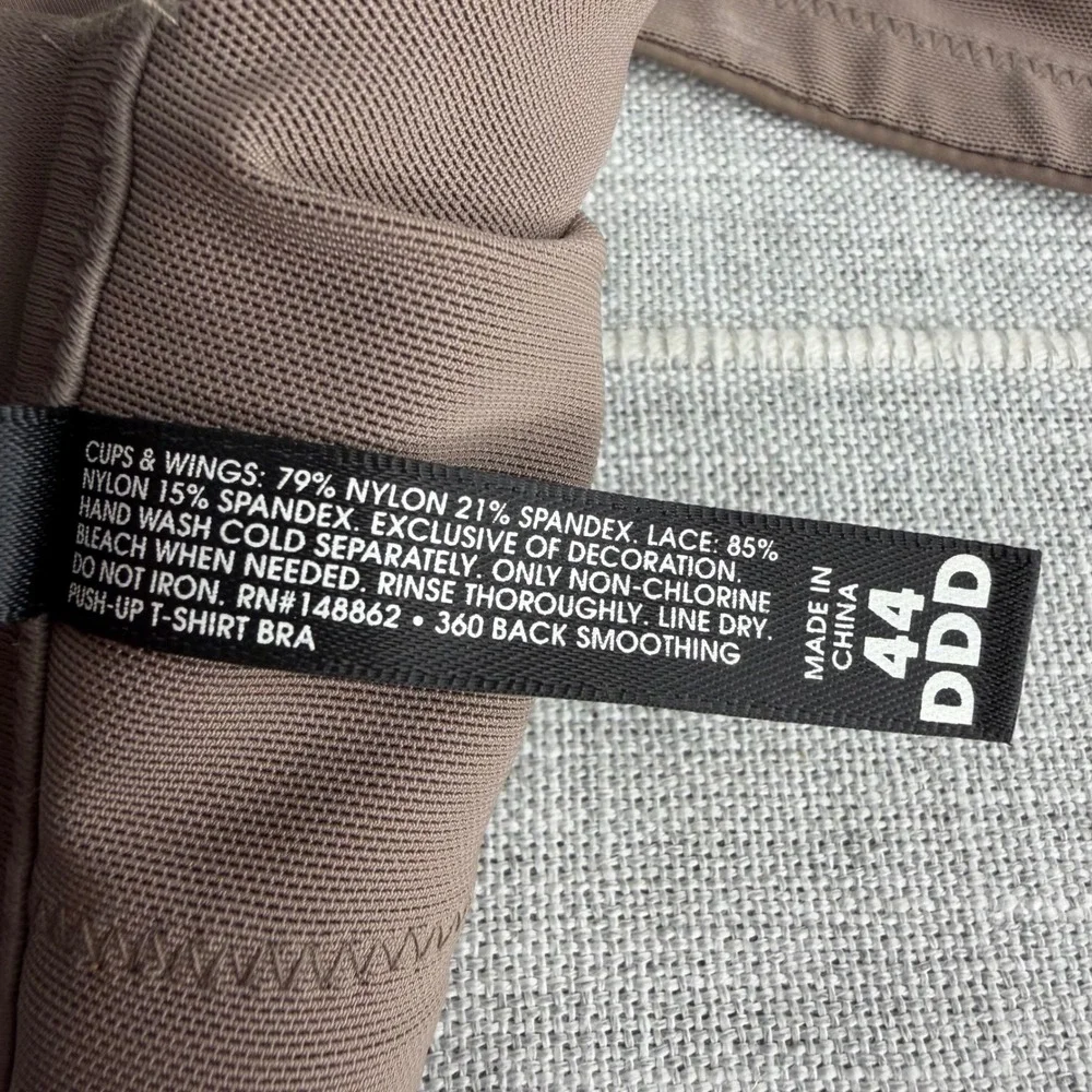 torrid 44DDD‎ 360 Back Smoothing Push Up T Shirt Bra NEW